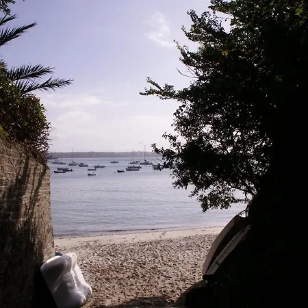 Maisonnette Bretonne Typique Beg Meil Ty Breizh *